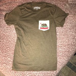 Comfy California republic tee